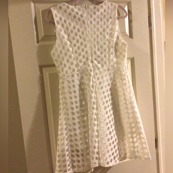 White Summer dress - Picture 4 of 5